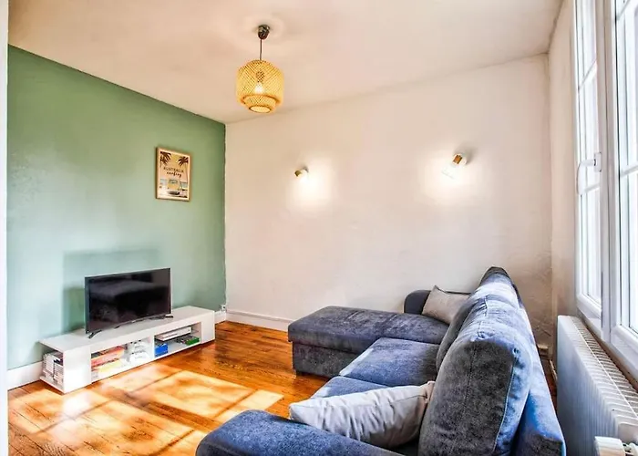 Bel Rdc Avec Parking Gratuit